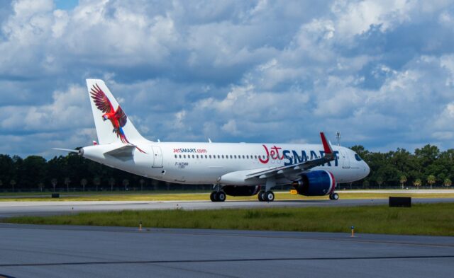 JetSmart con cuentas embargadas en Chile por 42 multas migratorias
