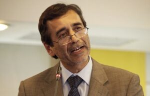 Aarón Cavieres Cancino