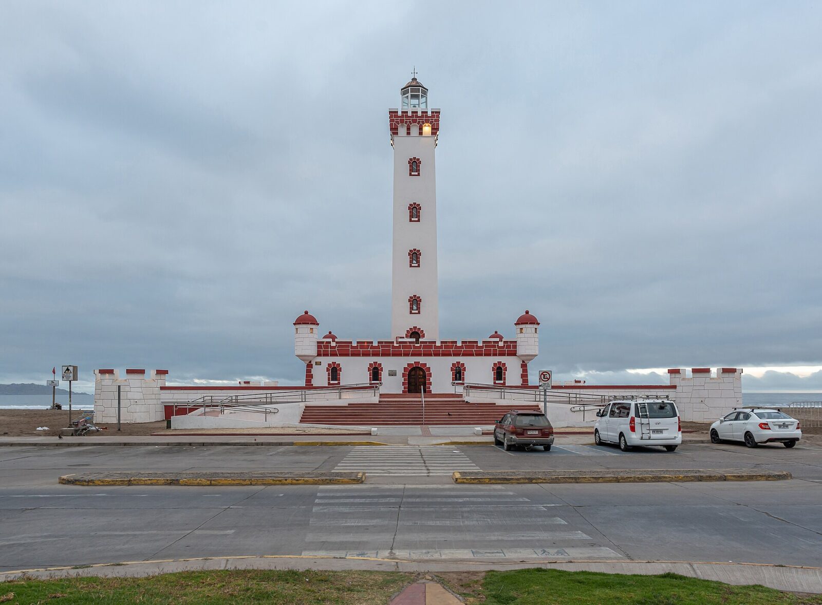 Faro Monumental de La Serena