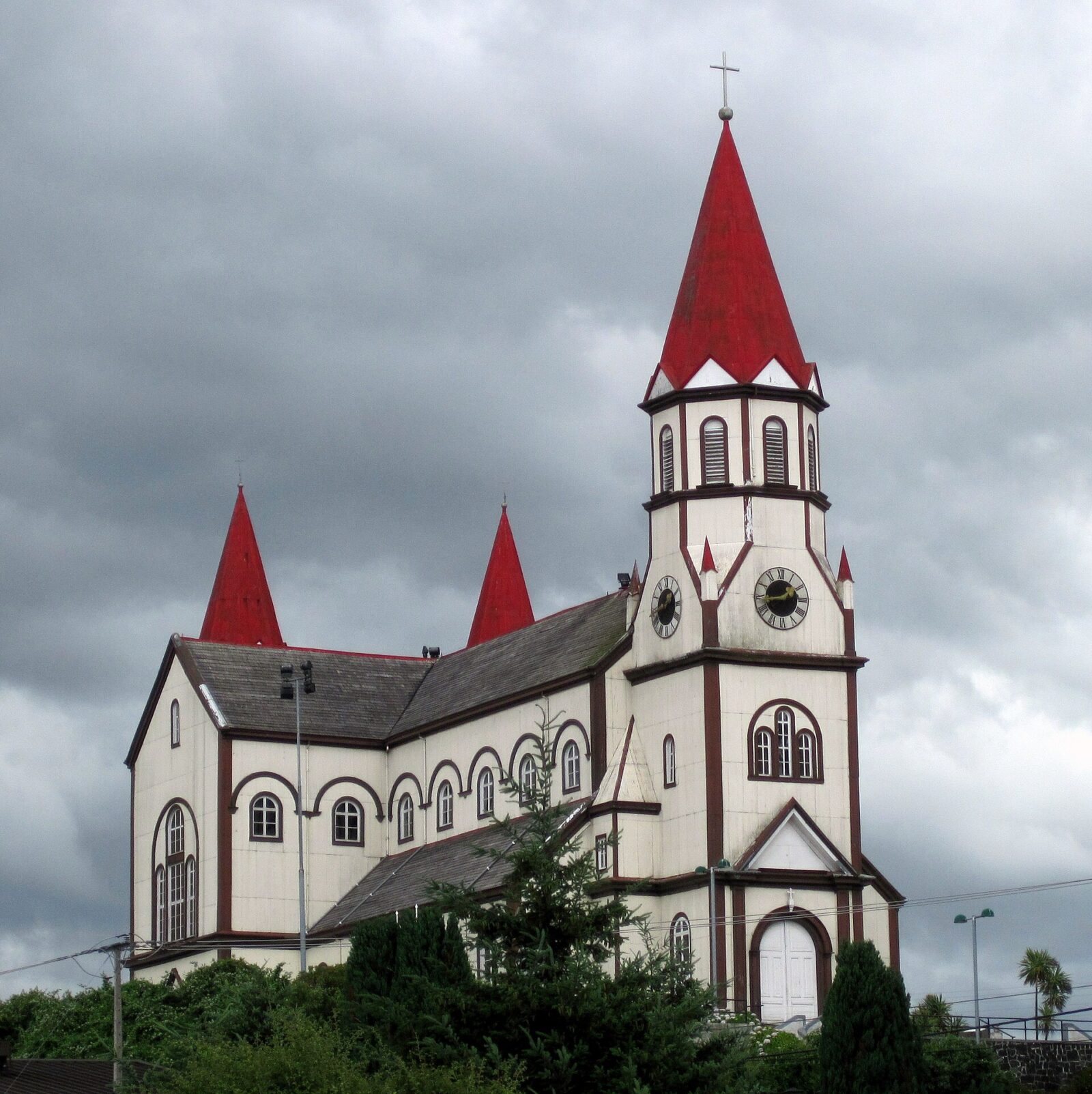 Iglesia del Sagrado Corazón de Jesús de Puerto Varas