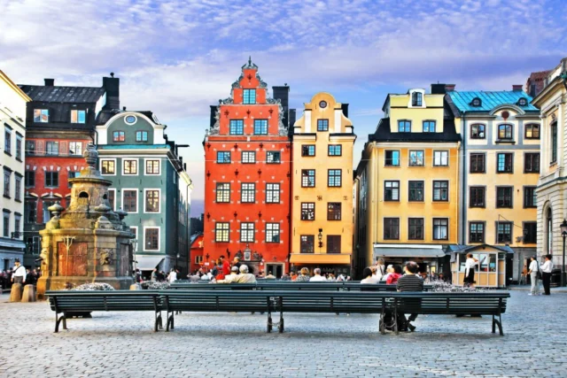 Turismo urbano europeo modera su crecimiento: tres ciudades españolas siguen en el top 20