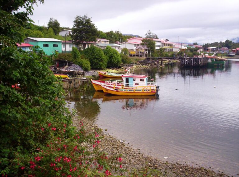 Puerto Edén
