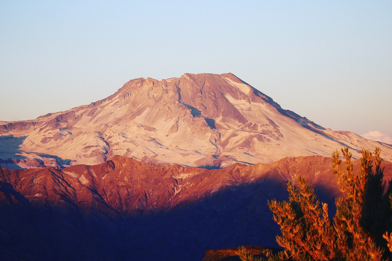 Volcán Descabezado Grande