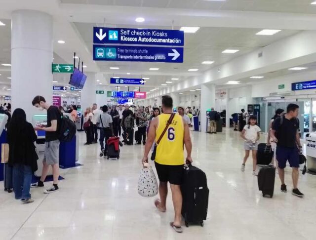 Aeropuerto de Cancún toca su peor cifra de vuelos en 20 años