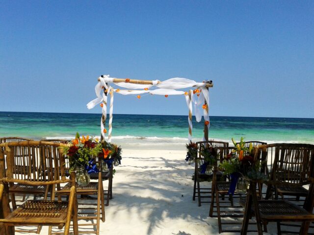 Bodas en Tulum: el sargazo y la temporada baja desploman la demanda