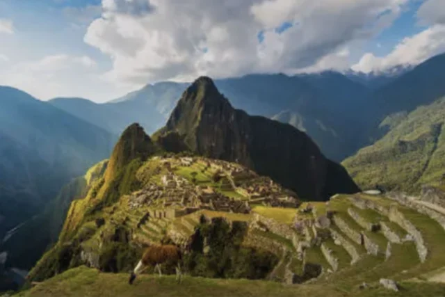 Por qué los grupos reducidos son la nueva cultura pop de los viajes a Perú