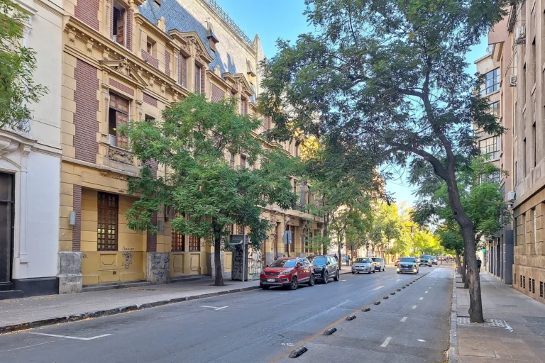 Calle Dieciocho