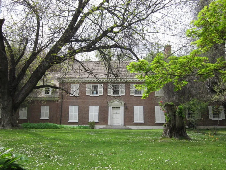 Casa de Asturias 400