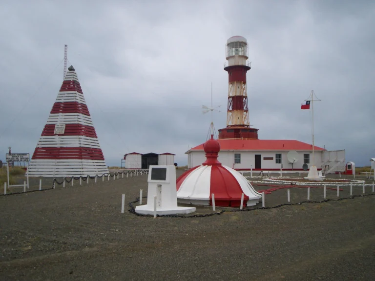 Faro Punta Dungeness