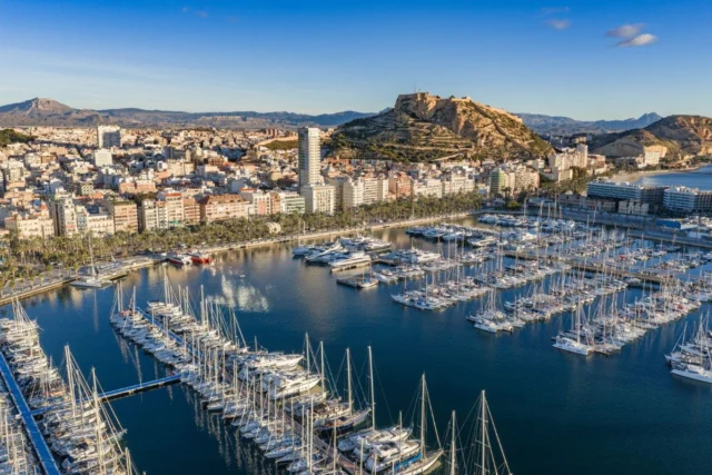 La Venus de Alicante, el nuevo ícono cultural de la costa española