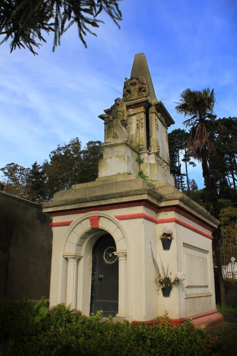 Mausoleo del General José María de la Cruz