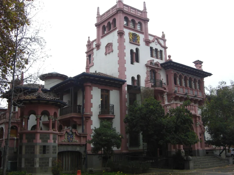 Palacio Vásquez