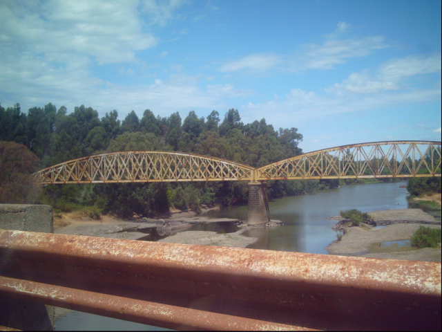 Puente ferroviario de Perquilauquén