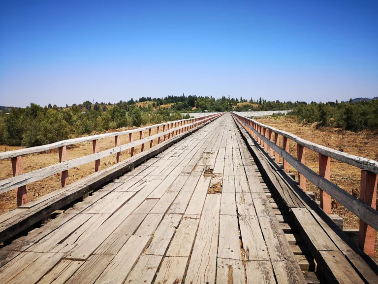 Puente viejo de Confluencia