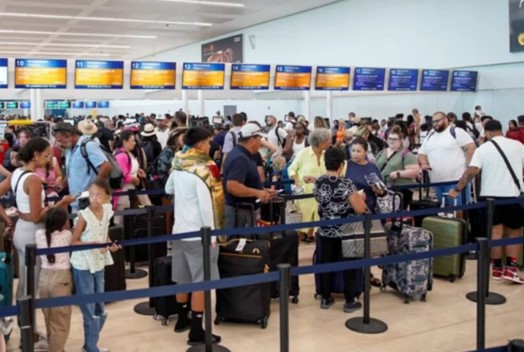 Aeropuerto de Cancún repunta en octubre: de 284 a 370 vuelos diarios
