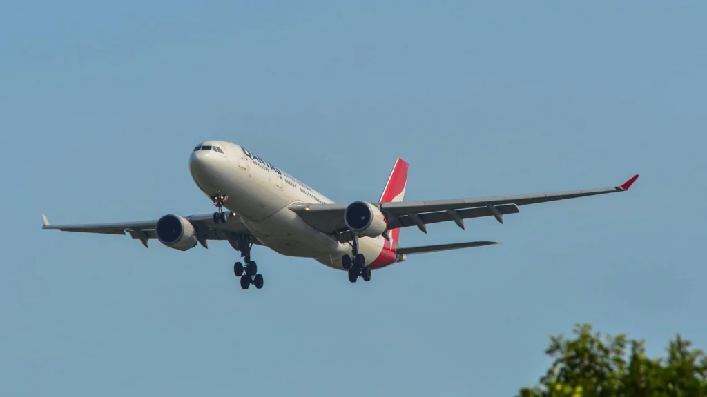 Qantas suma vuelos a Bali y Yakarta: qué significa para el chileno que viaja
