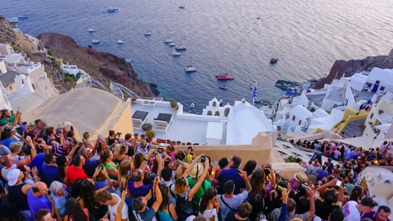 Grecia encabeza el ranking europeo de destinos saturados por turismo masivo