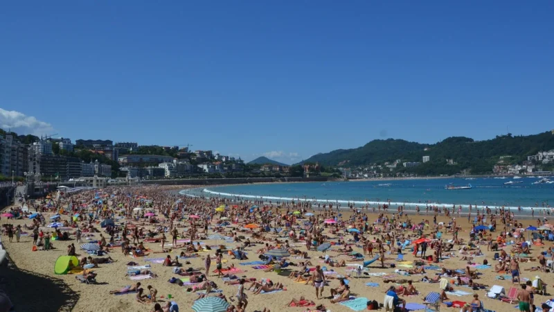 Agosto en España sumó 12,3 millones de turistas y un gasto de más de 17.800 millones