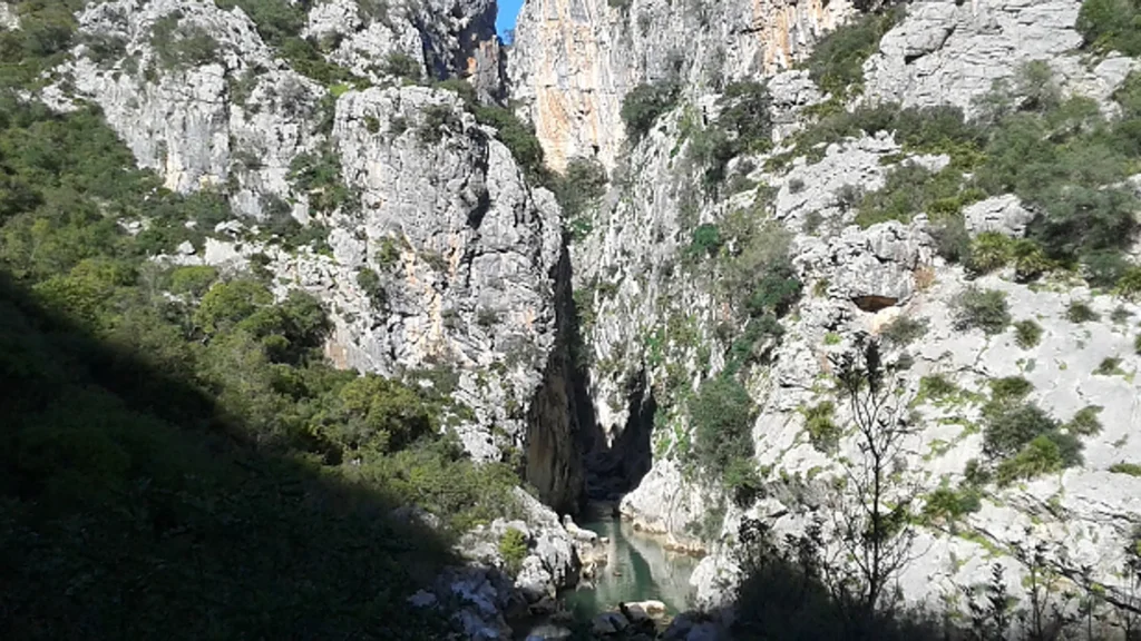 Cañón de las Buitreras: Monumento Natural de verticalidad impresionante