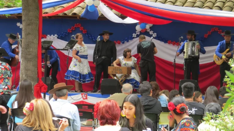 Fiestas Patrias 2026: Valparaíso lidera las preferencias con Algarrobo y Viña del Mar a la cabeza