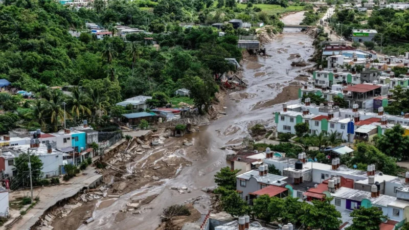 Huracán Trudy pone en alerta a Acapulco y complica seguros hoteleros