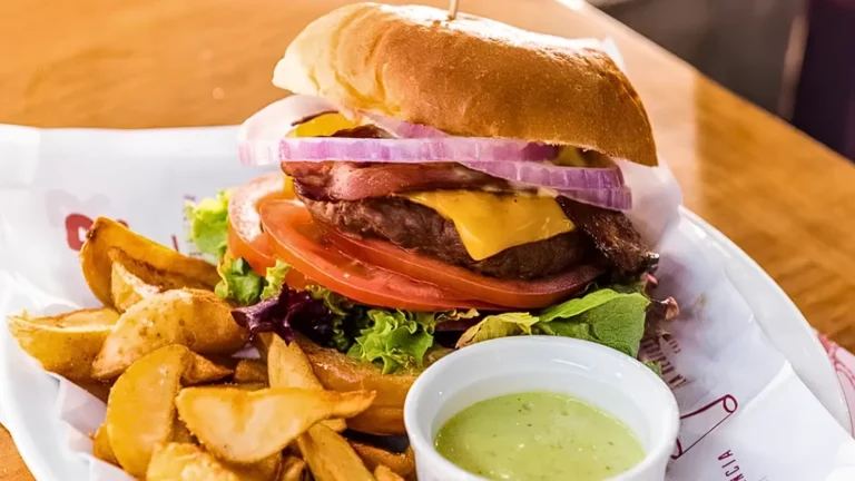 The Top Burger 2026: 7 hamburgueserías de Providencia compiten por el mejor sabor