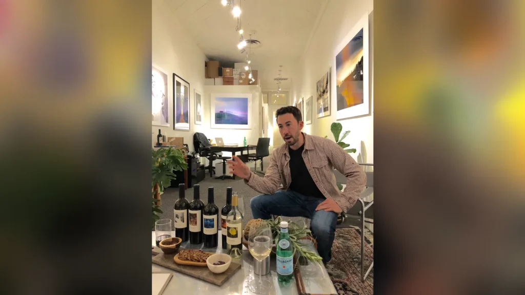 United Airlines y Aperture crean vino exclusivo para volar en 2028