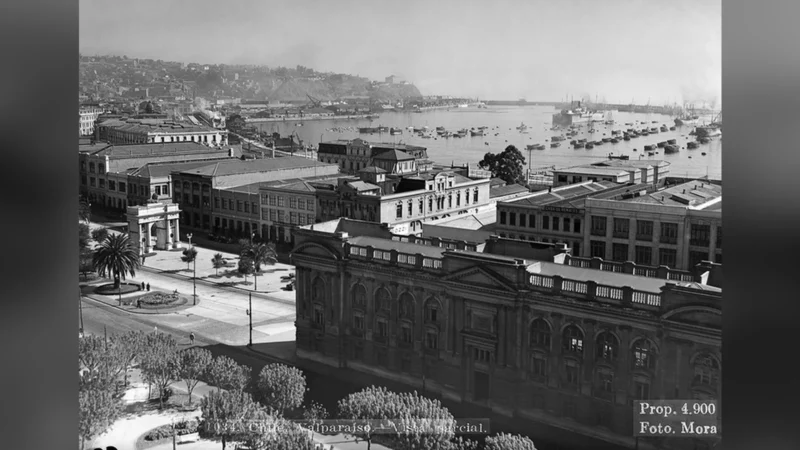 Valparaíso 1839–2026. Fotografías, tiempos y fragmentos Exposición