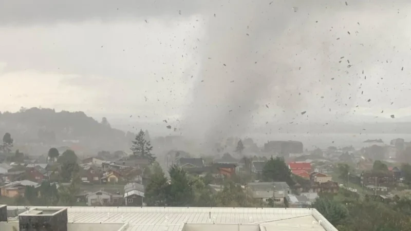 Tornado en O’Higgins: suspenden trenes entre Rancagua y San Fernando