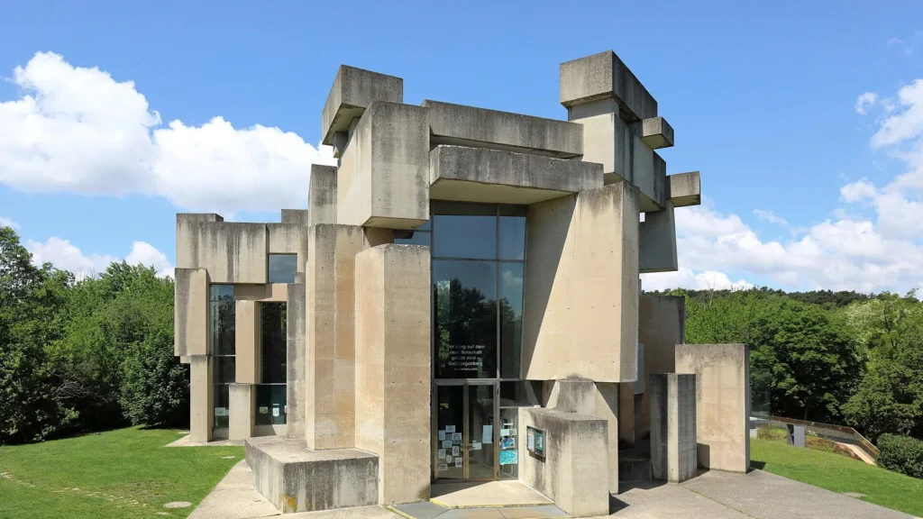Iglesia Wotruba: el templo de 152 bloques de hormigón que cumple 50 años en Viena
