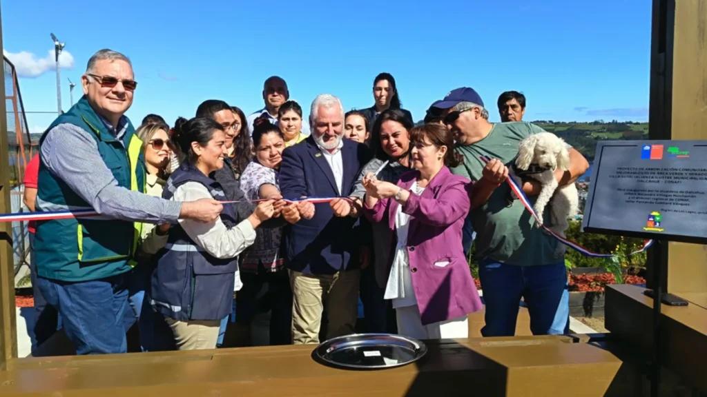 Plaza Villa Suyay en Dalcahue estrena mirador y área verde con inversión de $16 millones