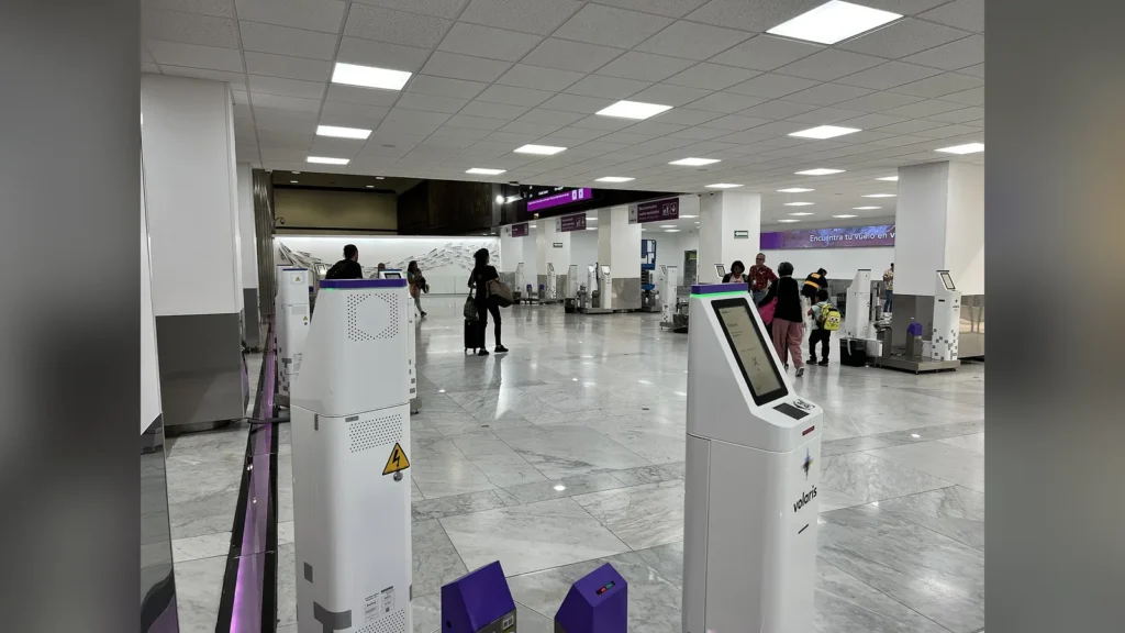 Volaris suma 8 rutas desde México: una conecta con Medellín